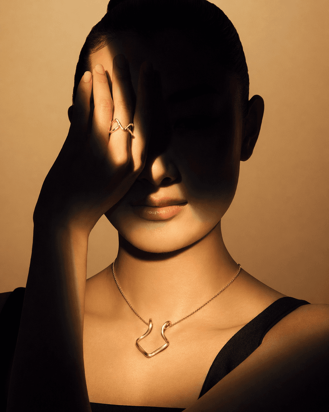 Lustorri luxury jewelry